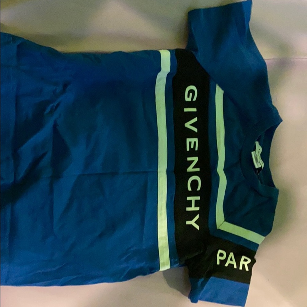 Givenchy Set - Picture 2 of 3